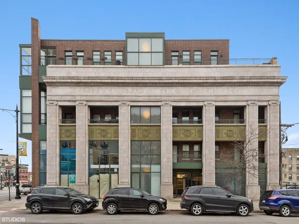 1623 W Melrose St Unit 303, Chicago, IL 60657