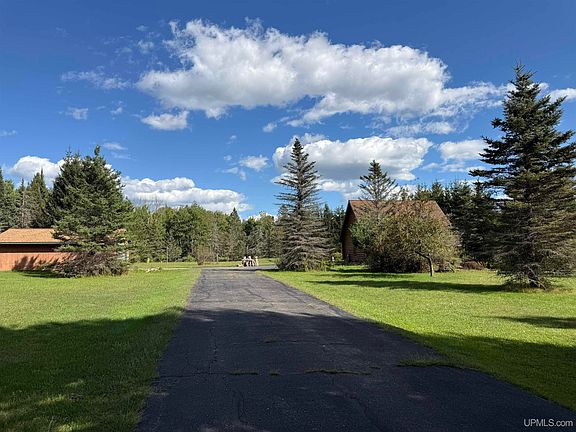 2nd image of 12190 Farmfield Rd