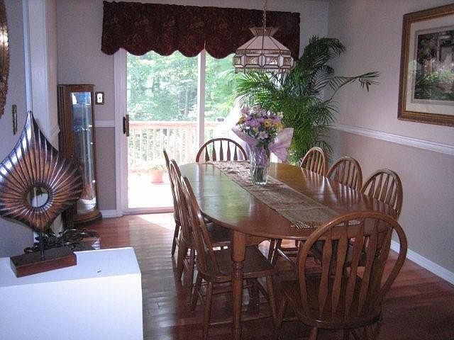 2nd image of 44698 Boxwood Dr