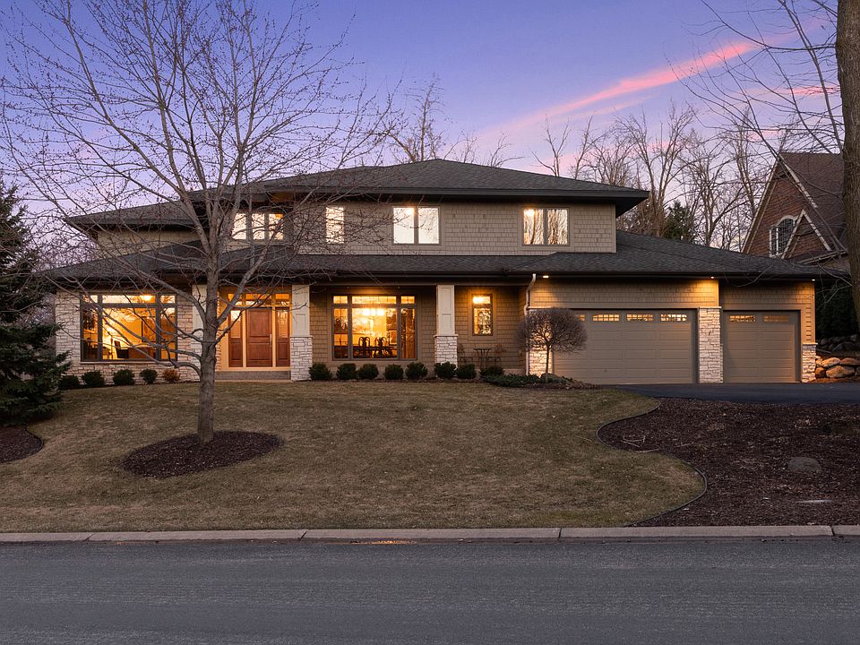 1st image of 5975 Lake Linden Ct