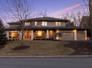 5975 Lake Linden Ct, Shorewood, MN 55331