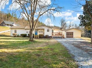 188 Mountain View Rd, Marion, NC 28752