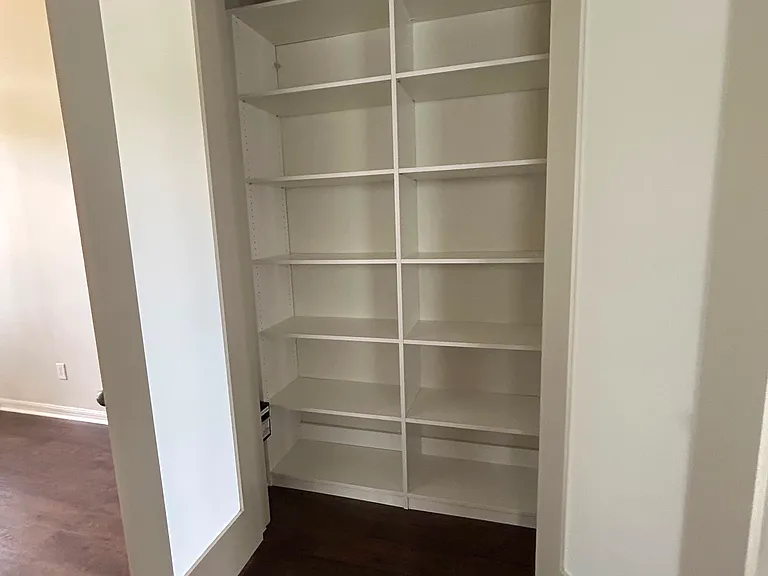Kitchen pantry