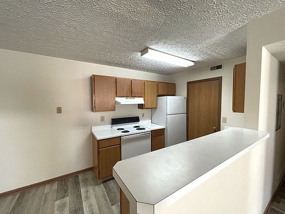 5th image of 5636 Cypress Chas