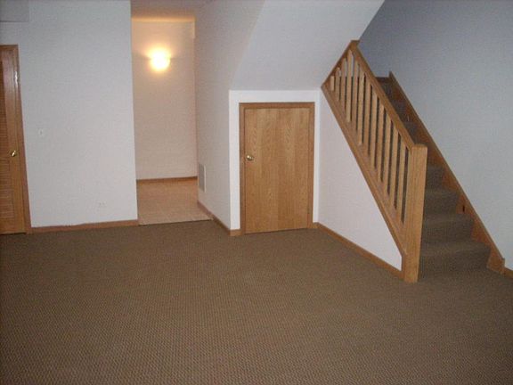 3rd image of 1326 W Diversey Pkwy #1MFM