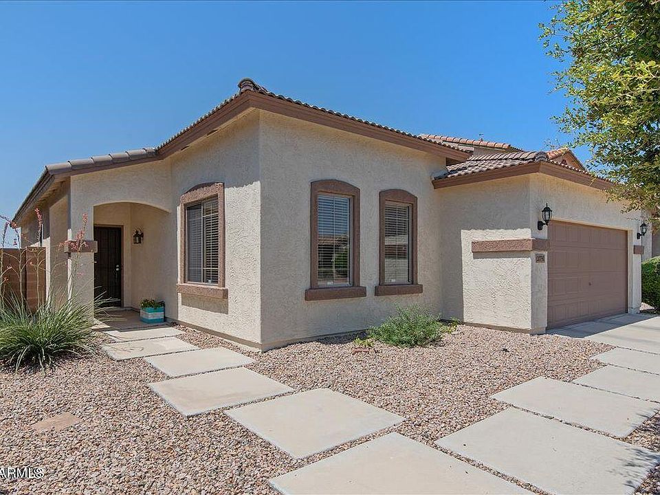 1st image of 20792 N CARMEN Avenue