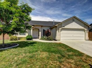 704 Wild Lilac Ct, Kuna, ID 83634