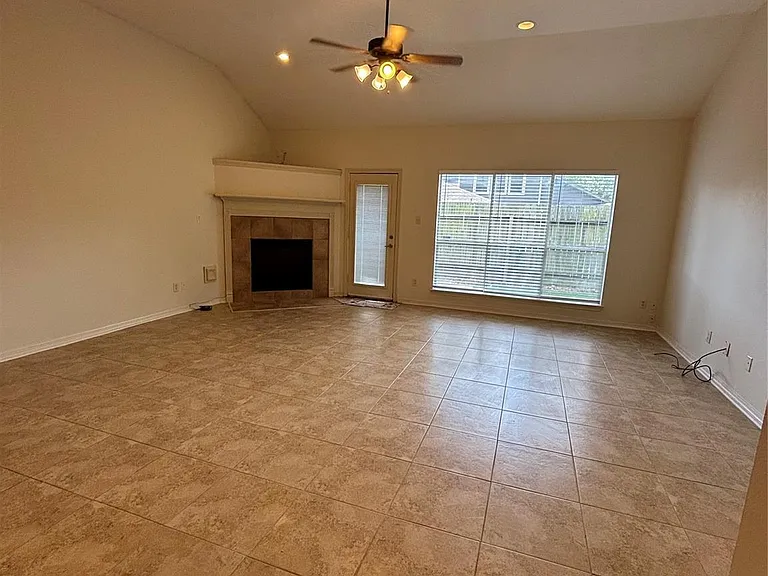 10735 Norchester Village Dr — Photo 11