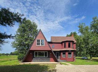 15401 Boulder Rd, Carlyle, IL 62231