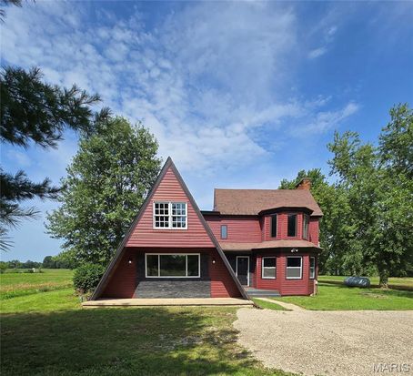 15401 Boulder Rd, Carlyle, IL 62231