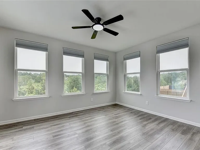 4665 Shipley Ave — Photo 24