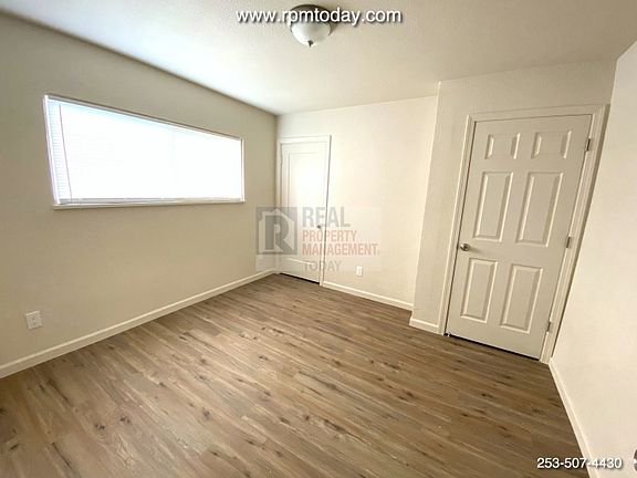 4th image of 9618 Pacific Ave #8A