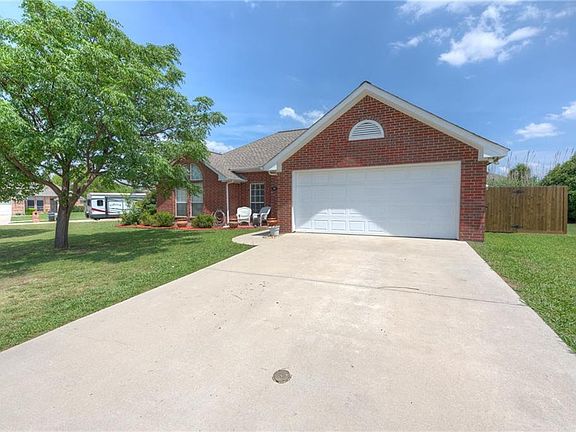 2nd image of 212 Mourning Dove Ln