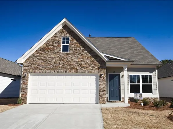 29 Hydrangea Ct, Dallas, GA 30132