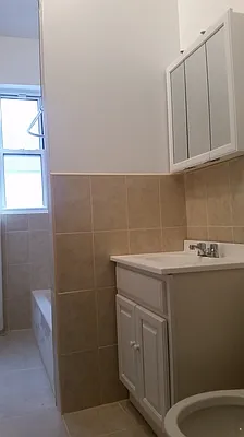 Rented by Uptown Flats LLC | media 14