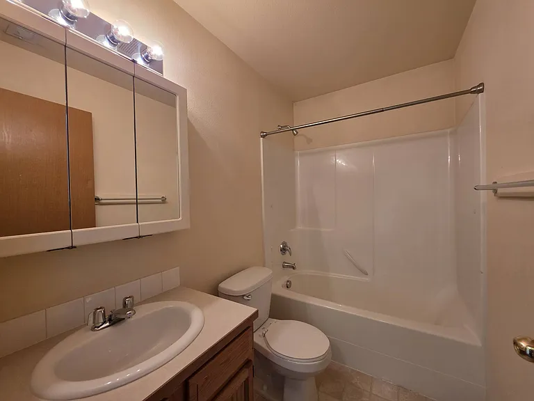 6305 Chapel Hill Blvd #202 — Photo 17