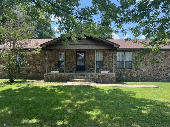 81 Bill Alexander Rd, Bradford, TN 38316