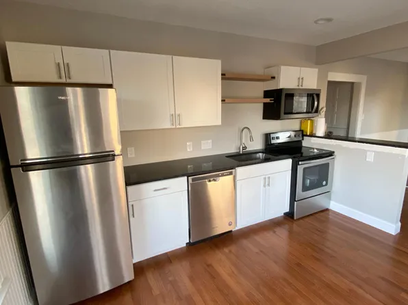 17303 Detroit Ave #1, Lakewood, OH 44107