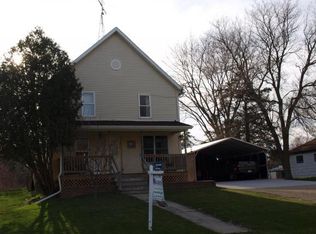 975 Rush Lake Loop Rd, Ripon, WI 54971