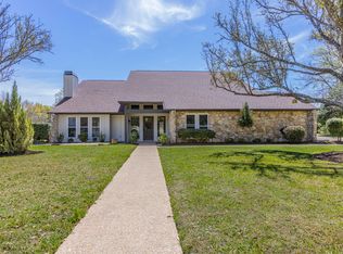 318 Bluebonnet Cir, Mc Gregor, TX 76657
