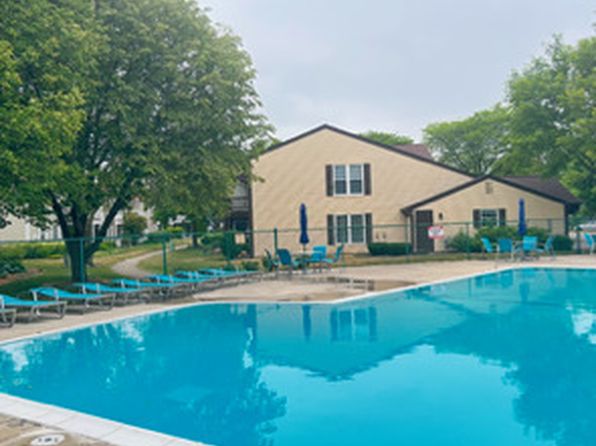 2165 Sunderland Ct APT 101-A, Naperville, IL 60565