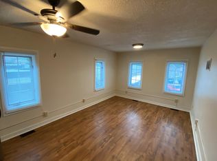 118 Holmes St S APT 205, Shakopee, MN 55379