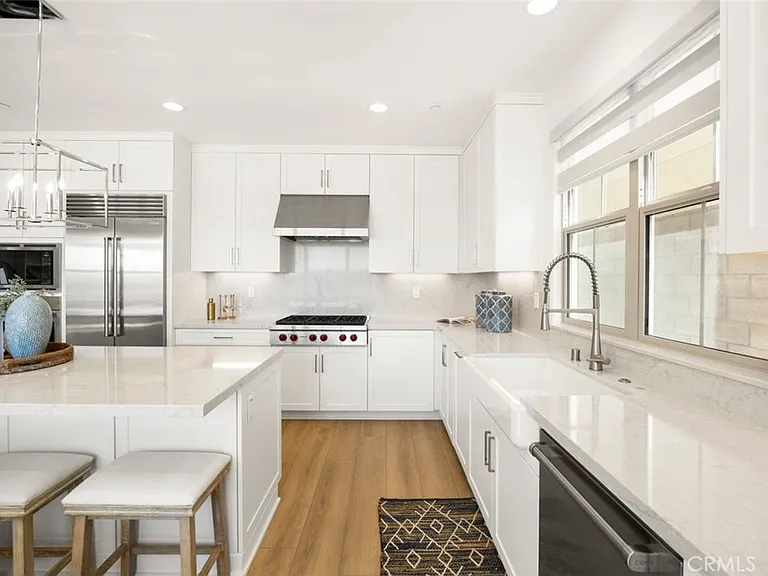 212 Collino — Photo 25