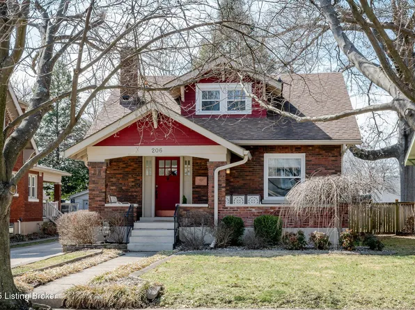 206 Oxford Pl, Saint Matthews, KY 40207