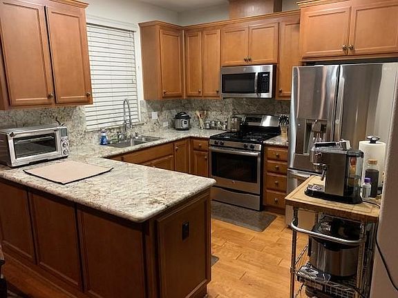 3rd image of 3120 Briza Dr