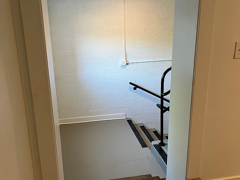 Pulaski Lofts — Photo 65