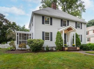 39 Enmore St, Andover, MA 01810