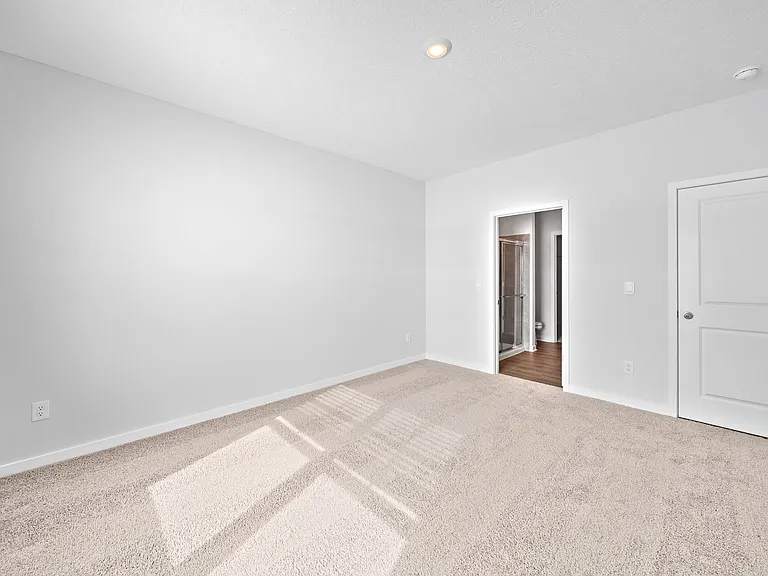 511 Darliene Dr — Photo 52