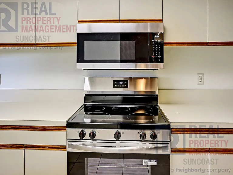 251 Fenwick Dr #14 — Photo 10