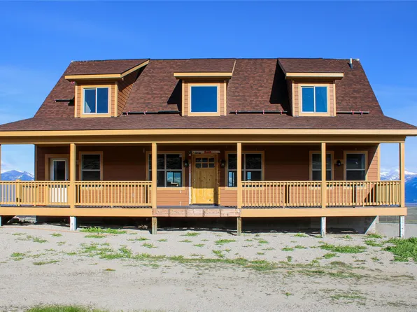 1106 Corvallis Hills Dr, Corvallis, MT 59828