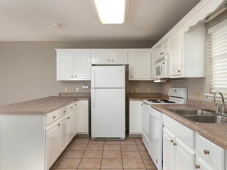 137 Private Road 3088 — Photo 6