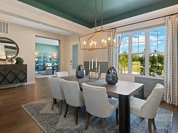 The Crestwood Dining Room