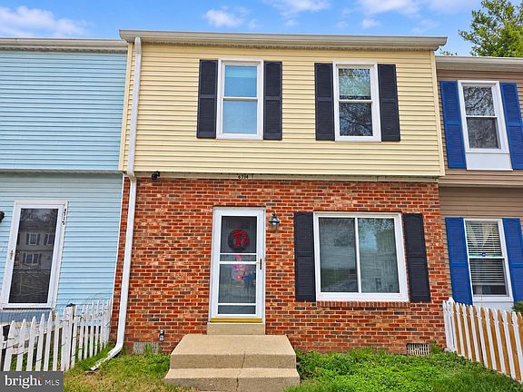 2nd image of 6714 Hawthorne St