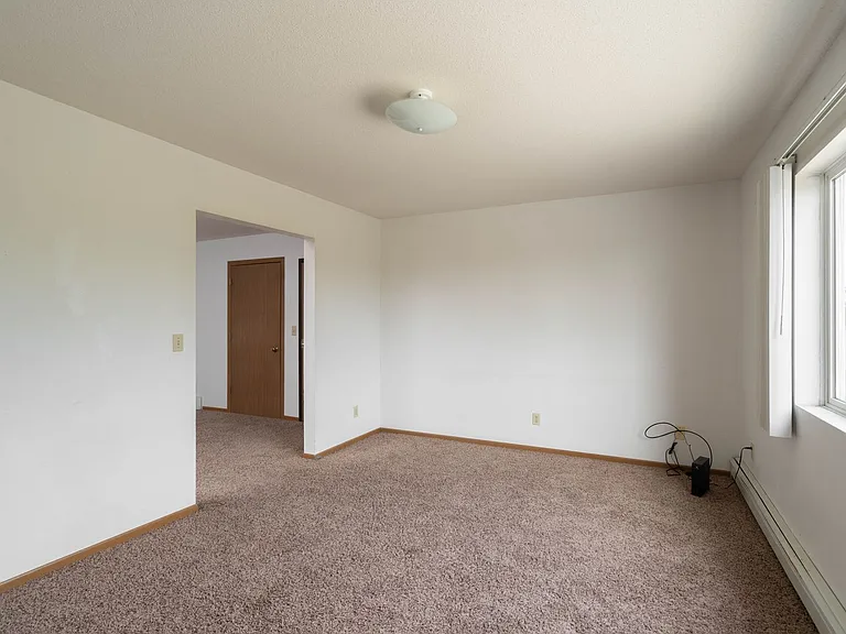 704 Nicc Apt Dr — Photo 19