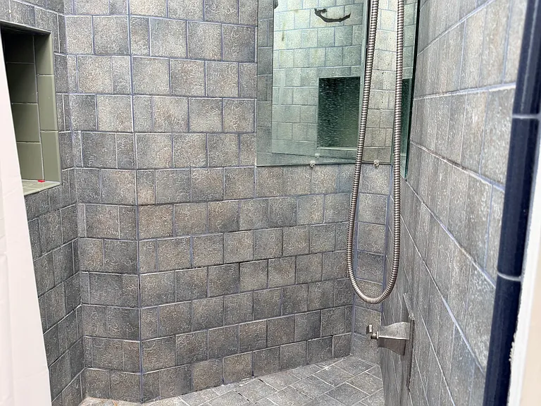 15722 Larch Ave #A — Photo 10