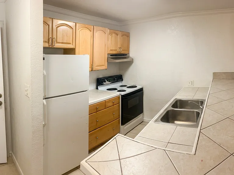 707 W 96th Ave #8 — Photo 2