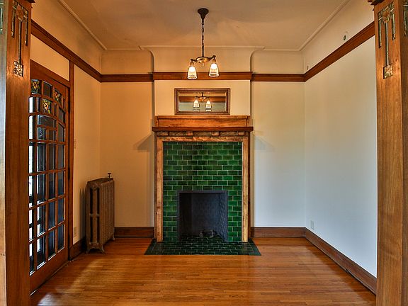 3rd image of 2936 W Logan Blvd APT 2