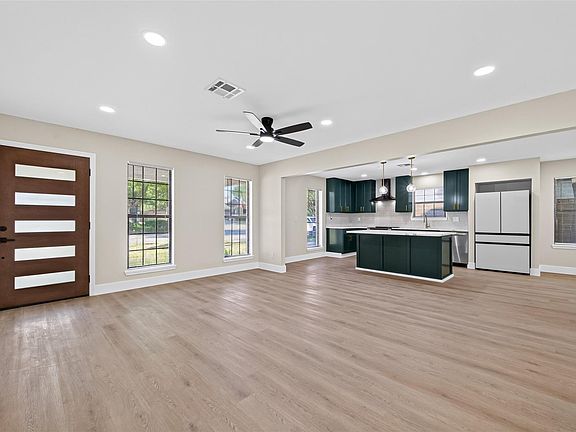 5th image of 12206 Fairhaven Ln