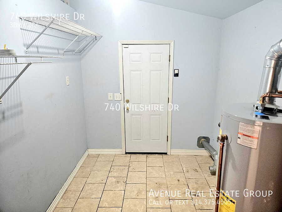 1st image of 740 Wilshire Dr
