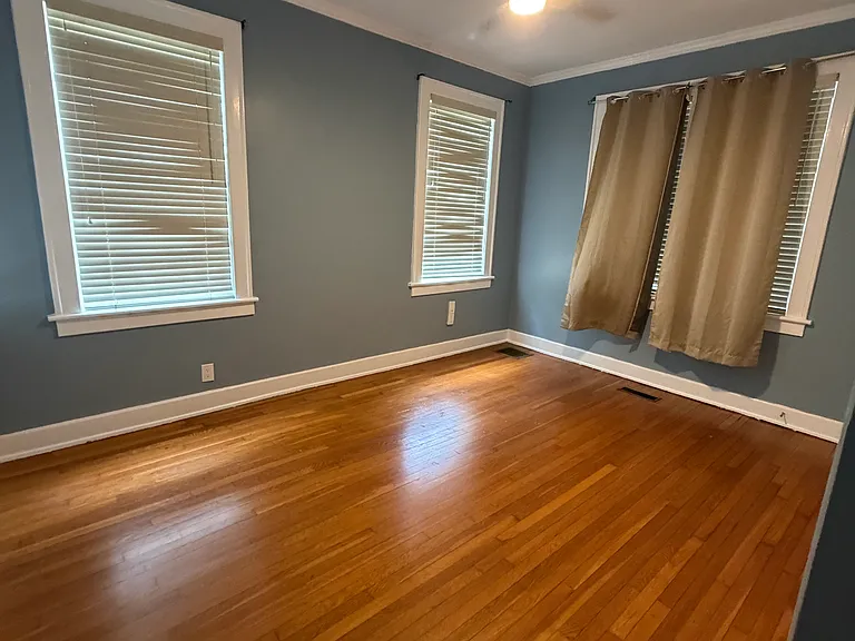 Bedroom #1