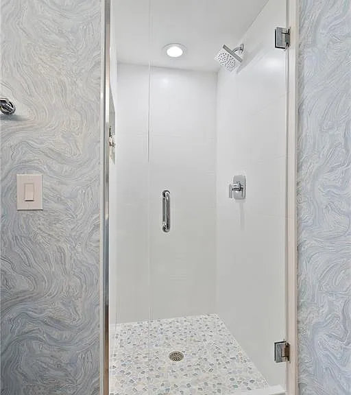 410 Broad Ave S #H-410 — Photo 9
