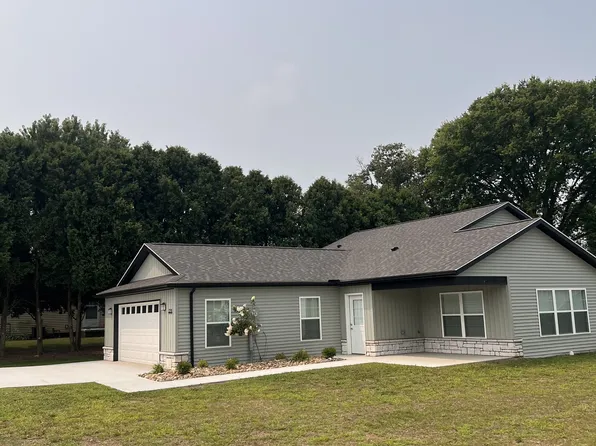 220 S Taylor St, Holmesville, OH 44633