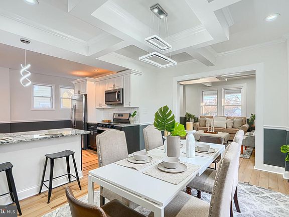 4th image of 612 Woodbourne Ave