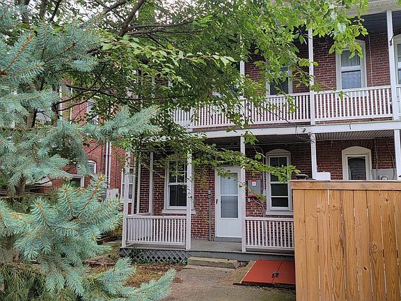 3rd image of 921 Hamilton Blvd