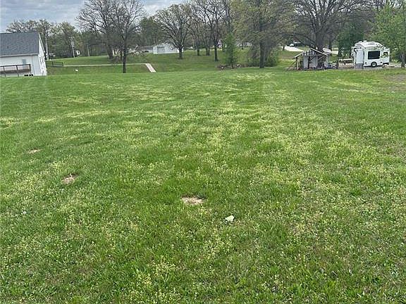 2nd image of 21 S Ridge Rd #47-M/L