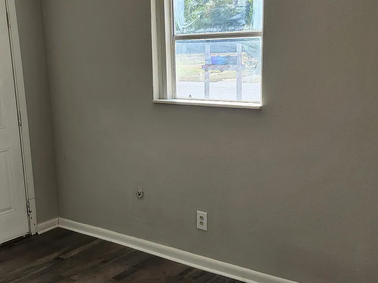 402A Curtis St — Photo 6